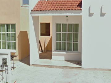 CASA EN VENTA CERRADA DE ANDALUCIA, LA TOSCANA, PLAYA DEL CARMEN, QUINTANA ROO.