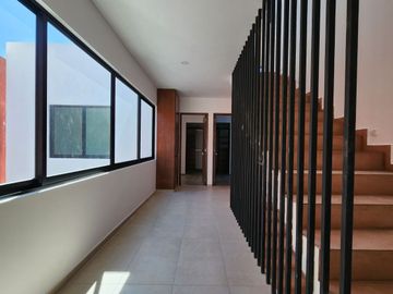 Casa Nueva de 4 habitaciones en Fracc privado, zona Monte Magno, 1 recamara en PB