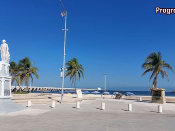 Casa con jardín y alberca privada, en venta, Rejoyada, Mérida