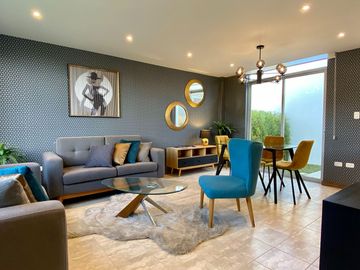 Casas de venta Bamboo Gardens, en la mejor zona de Pomasqui, aplica crédito VIP, visitenos, acceso por calle Marieta de Veintimilla