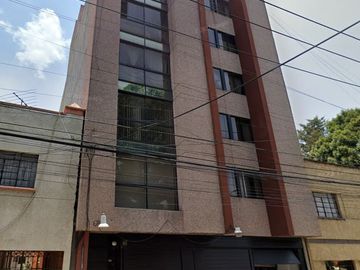 VENTA DE AMPLIO DPTO. EN CLAVERIA, AZCAPOTZALCO, CDMX.