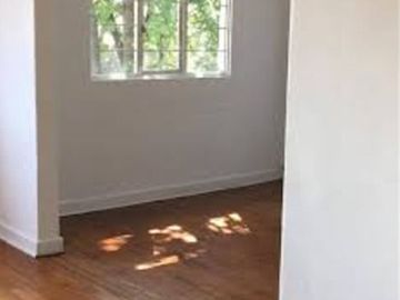 VENTA DE AMPLIO DPTO. EN CLAVERIA, AZCAPOTZALCO, CDMX.