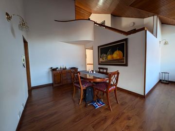 Venta Apto Duplex 5 piso Colina Campestre