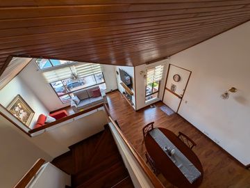 Venta Apto Duplex 5 piso Colina Campestre