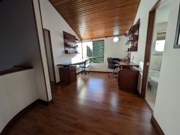 Venta Apto Duplex 5 piso Colina Campestre