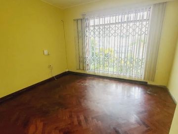 VENTA DE DEPARTAMENTO MIRAFLORES LÍMITE CON SAN ISIDRO ¡¡¡A UN PASO DE TODO!!!