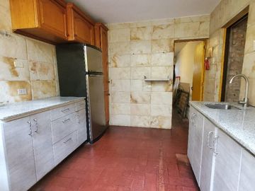 VENTA DE DEPARTAMENTO MIRAFLORES LÍMITE CON SAN ISIDRO ¡¡¡A UN PASO DE TODO!!!