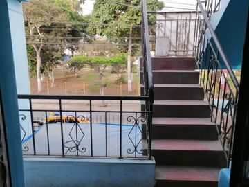 Vendo Casa como inversión  en altura Avenida Los Héroes Cdra 3