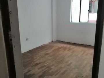 Vendo Casa como inversión  en altura Avenida Los Héroes Cdra 3