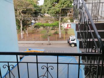 Vendo Casa como inversión  en altura Avenida Los Héroes Cdra 3