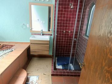 CASA EN VENTA FRACCIONAMIENTO VALLE DE SAN JAVIER