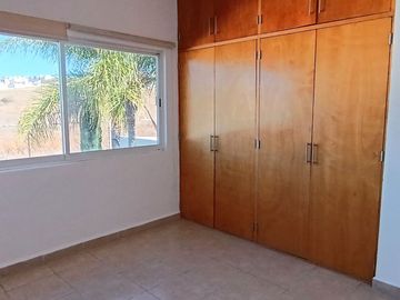 RESIDENCIA 3Rec + Estudio + 2.5 Baños + Lavado + 3Autos + Jardin Privado; Vigilancia, Jardin Comun, Cisterna, Estacionamiento Visitas