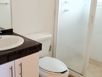 RESIDENCIA 3Rec + Estudio + 2.5 Baños + Lavado + 3Autos + Jardin Privado; Vigilancia, Jardin Comun, Cisterna, Estacionamiento Visitas