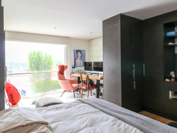En Cumbayá Casa de venta con 4 habitaciones, más departamento independiente de 199 m2