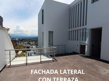 En Cumbayá Casa de venta con 4 habitaciones, más departamento independiente de 199 m2