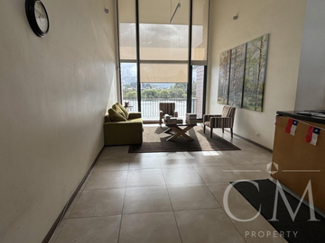 Hermoso departamento primera linea al Rio Calle Calle