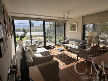 Hermoso departamento primera linea al Rio Calle Calle