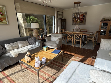 Hermoso departamento primera linea al Rio Calle Calle