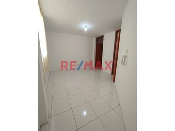 Alquiler Dpto En 3Er Piso - Urb.Universitaria // ID: 1119491