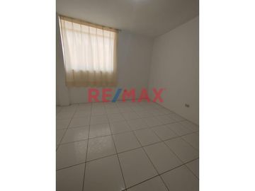 Alquiler Dpto En 3Er Piso - Urb.Universitaria // ID: 1119491