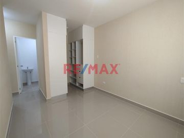 Alquiler Dpto. De Estreno En Segundo Piso Condominio Garden // ID: 1119480