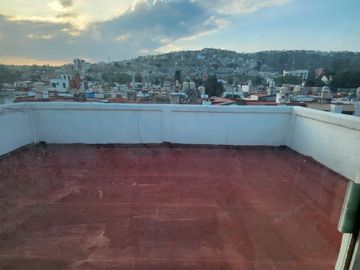 EXCLUSIVA CASA  EN VALLE DORADO