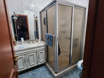 EXCLUSIVA CASA  EN VALLE DORADO