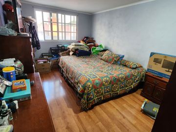 EXCLUSIVA CASA  EN VALLE DORADO