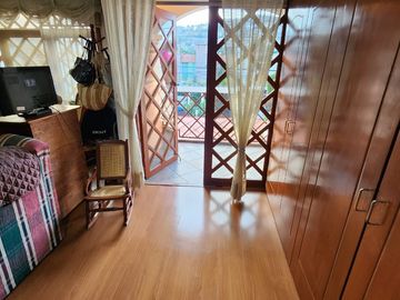 EXCLUSIVA CASA  EN VALLE DORADO