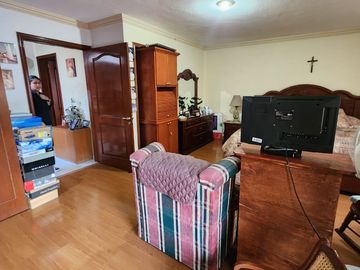 EXCLUSIVA CASA  EN VALLE DORADO