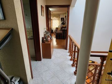 EXCLUSIVA CASA  EN VALLE DORADO