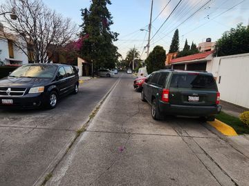 EXCLUSIVA CASA  EN VALLE DORADO