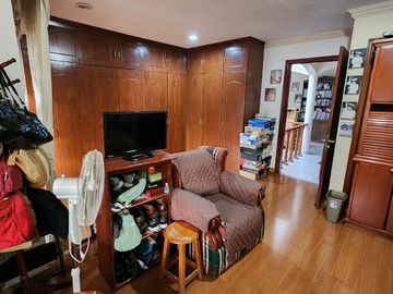 EXCLUSIVA CASA  EN VALLE DORADO