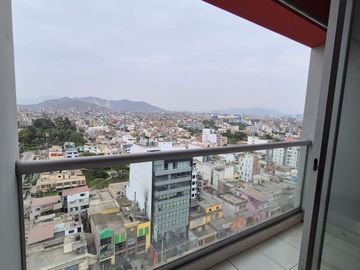 VENTA DPTO 3 HAB, 76 m2, COCHERA,Av Canada, La Victoria