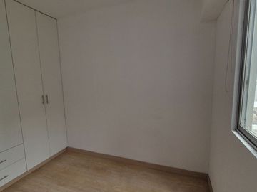 VENTA DPTO 3 HAB, 76 m2, COCHERA,Av Canada, La Victoria