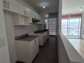 VENTA DPTO 3 HAB, 76 m2, COCHERA,Av Canada, La Victoria