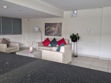 VENTA DPTO 3 HAB, 76 m2, COCHERA,Av Canada, La Victoria