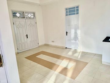 For Sale 2 Storey House like new COMFORTABLE AND QUIET LOCATION. near Jalan Gunung Lempuyang and Gunung Rinjani Monang Maning West Denpasar