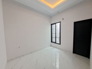 Dijual Rumah Eropa Classic di Jati Padang Pasar Minggu, Jakarta Selatan Shm Nego