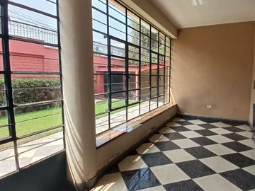 VENTA DE HERMOSA CASA EN CHACLACAYO CERCA A METRO