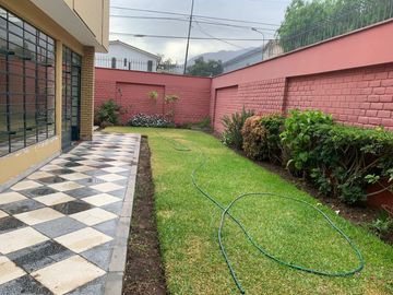VENTA DE HERMOSA CASA EN CHACLACAYO CERCA A METRO