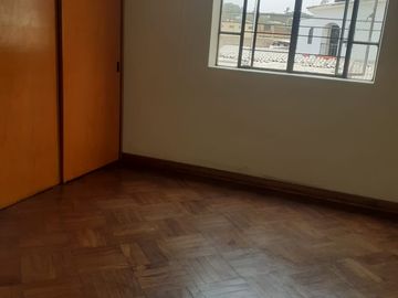 VENTA DE HERMOSA CASA EN CHACLACAYO CERCA A METRO