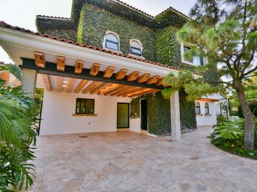 Propiedades Torres 2024 - actualización Propiedades Torres 2024 - actualización 100% 10 F40  Espectacular residencia en venta dentro de coto exclusiv