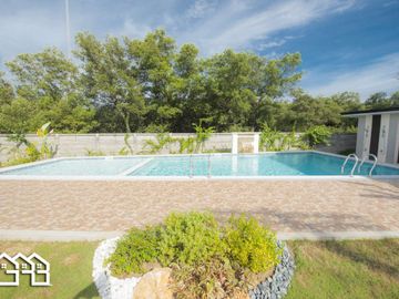 2 BR Condo For Sale in Almond Drive, Talisay Cebu For Sale FREE PARKING