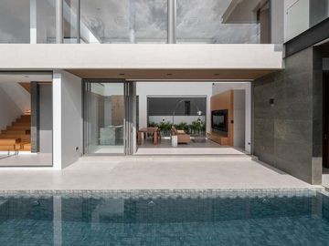 Modern 3 bedroom pool villa located in Chet Yot, Mueang District, Chiang Mai with beautiful Doi Suthep view.