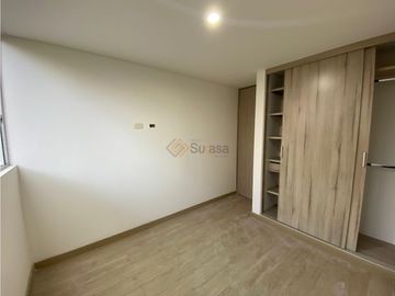 ALQUILO APARTAMENTO EN EL SECTOR DE ALAMOS COD 8312471