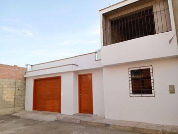 Venta De Amplia Casa En Condominio Sol De Las Delicias En Moche (gaponte)