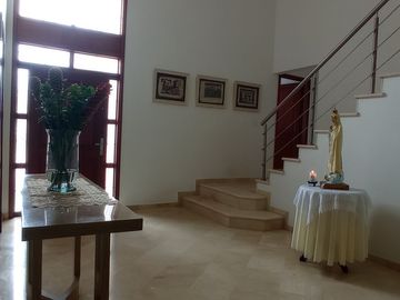 VENTA ACOGEDORA CASA 1 PISO CONDOMINIO - SECTOR COLOMBO BRITANICO