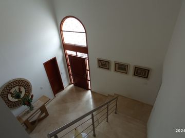 VENTA ACOGEDORA CASA 1 PISO CONDOMINIO - SECTOR COLOMBO BRITANICO