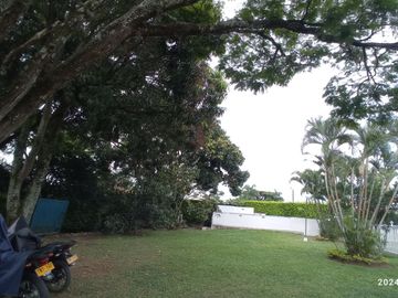 VENTA ACOGEDORA CASA 1 PISO CONDOMINIO - SECTOR COLOMBO BRITANICO